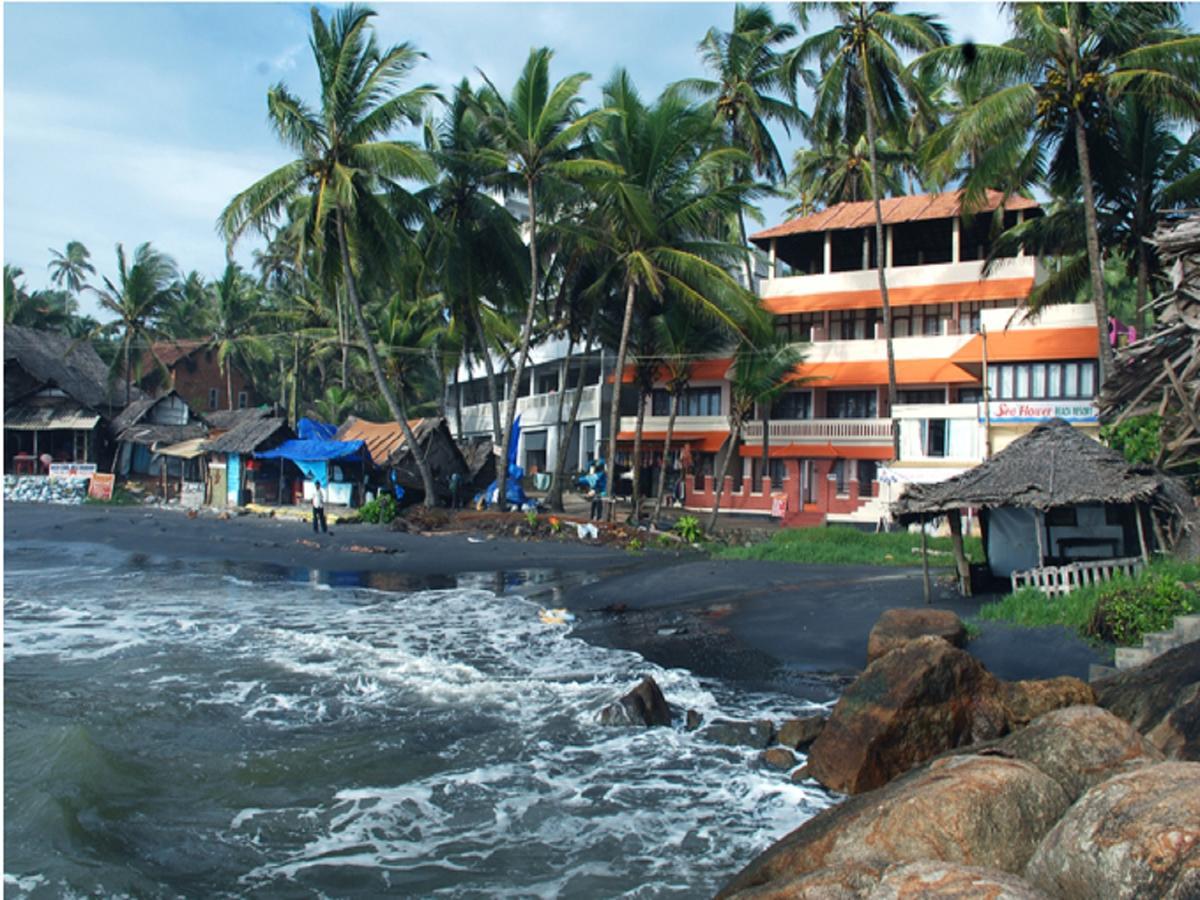 Seaflower Beach Resort Kovalam Exterior foto